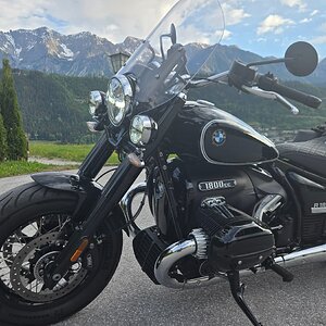 Media '20260509_072627.jpg' in category 'BMW R18 Photos'